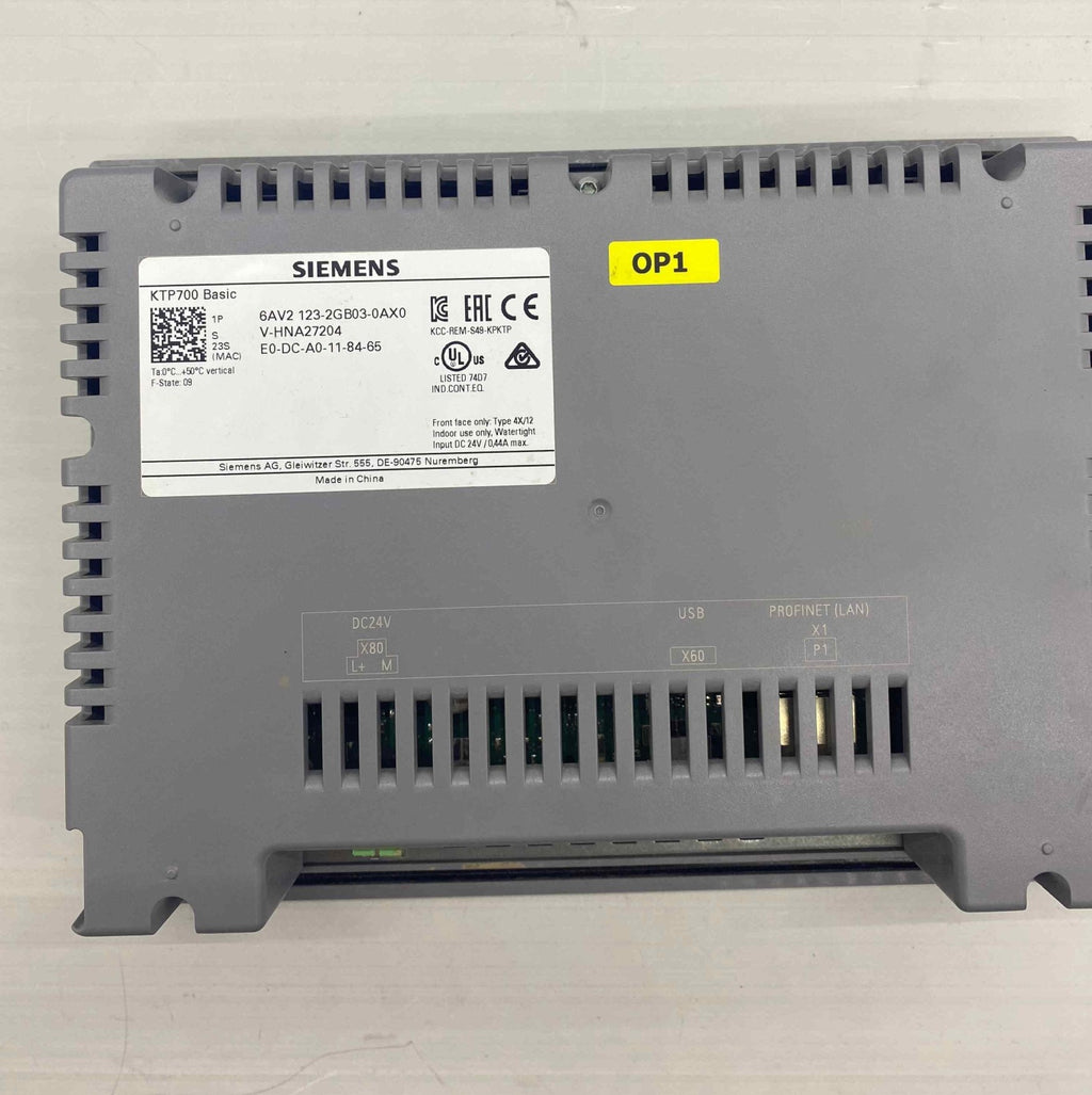 SIEMENS 6AV2123- 2GB03-0AX0   KTP700 BASIC EKRAN