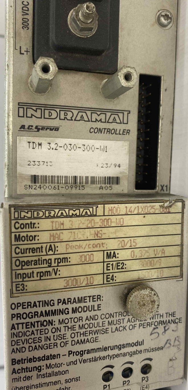 INDRAMAT TDM 3.2-030-300-W1  SERVO SÜRÜCÜ