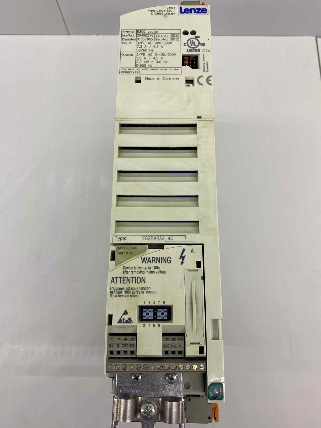LENZE E82EV222-4C 2.2 KW 380V SÜRÜCÜ