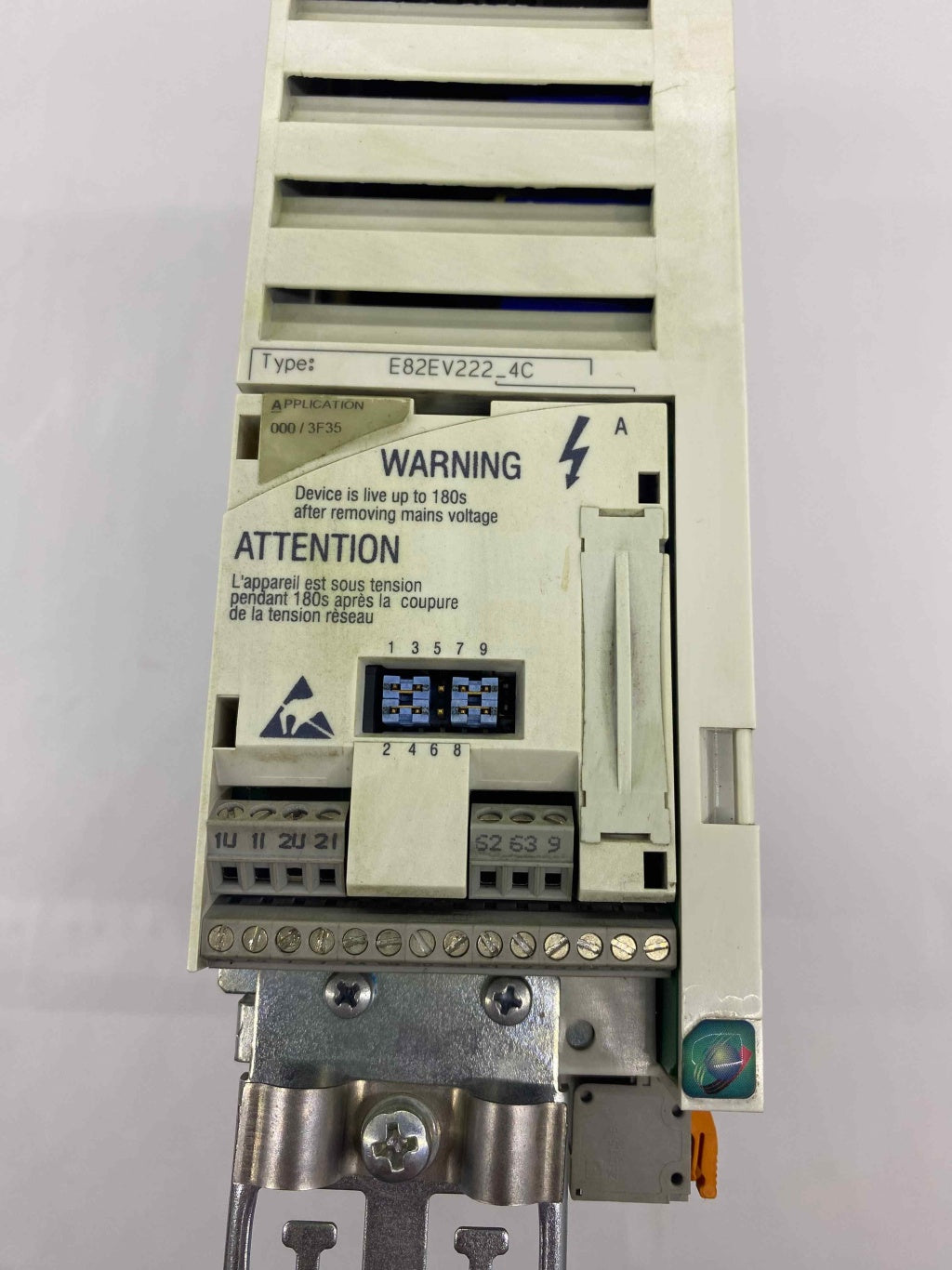 LENZE E82EV222-4C 2.2 KW 380V SÜRÜCÜ