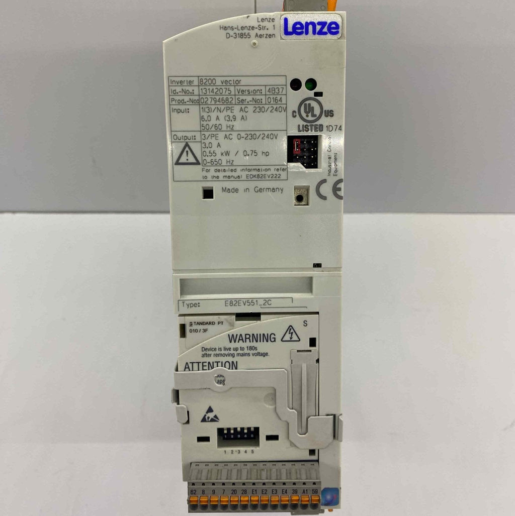 LENZE E82EV551-2C 0.55KW 220V SÜRÜCÜ
