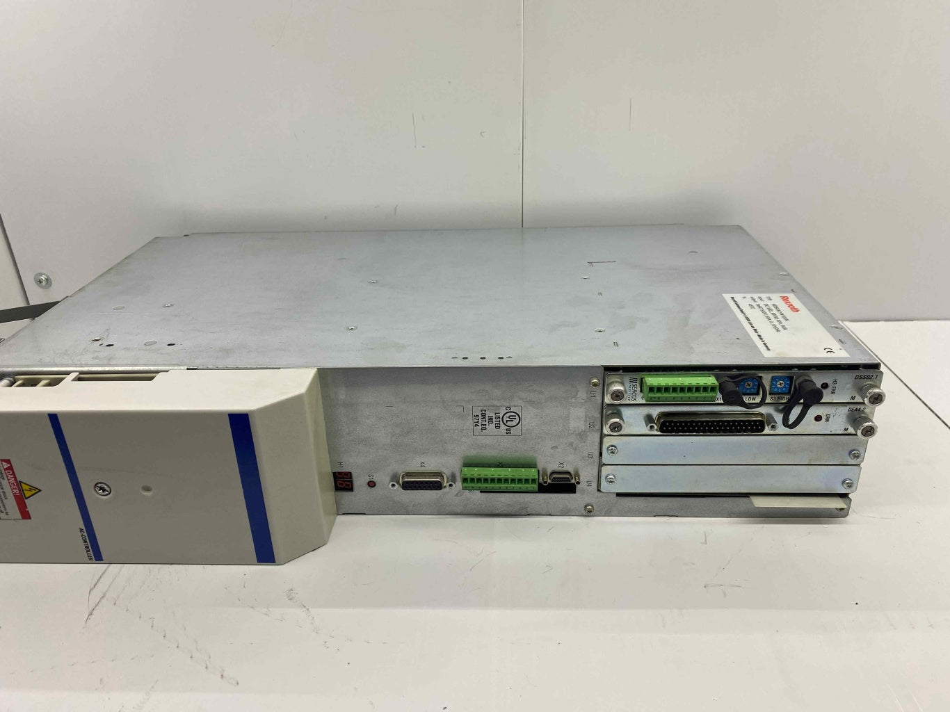 INDRAMAT REXROTH HDS03.2-W100N-HS12-0-1-FW 50A 530VDC L0847144 SERVO SÜRÜCÜ