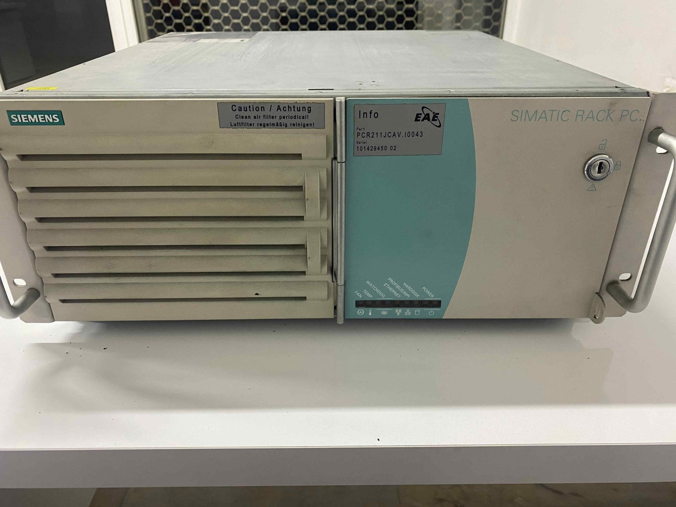 EAE SİMATİC RACK PC 840 V2 A5E00381049 PCRD50 211JCAV.I0043  6AR1500-2AE00-0AA0 ENDÜSTİRİYEL PC