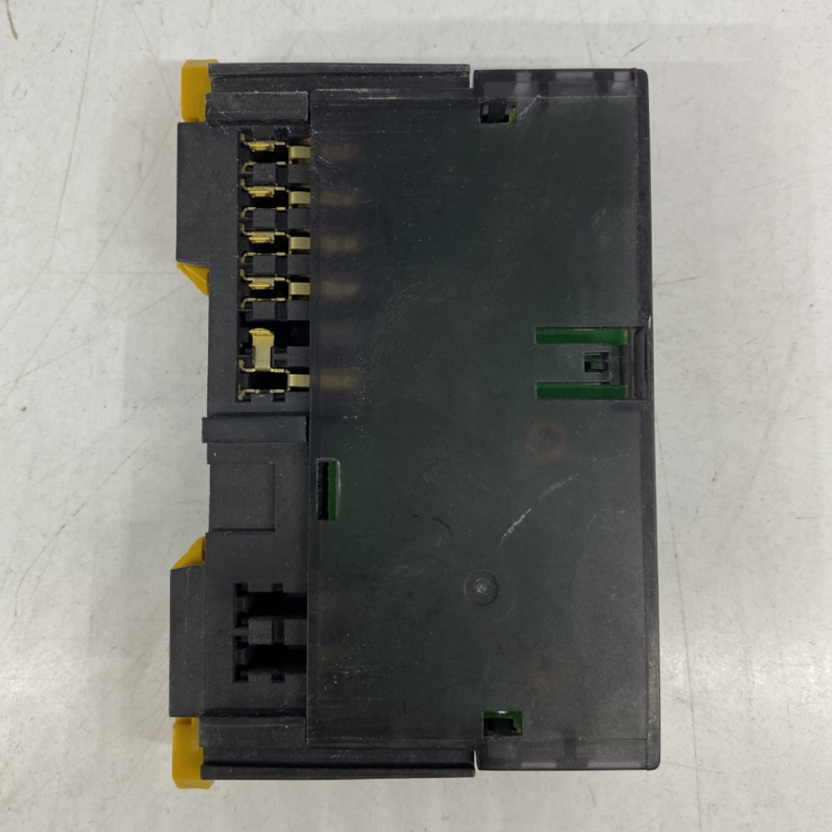 OMRON GRT1-END PLC