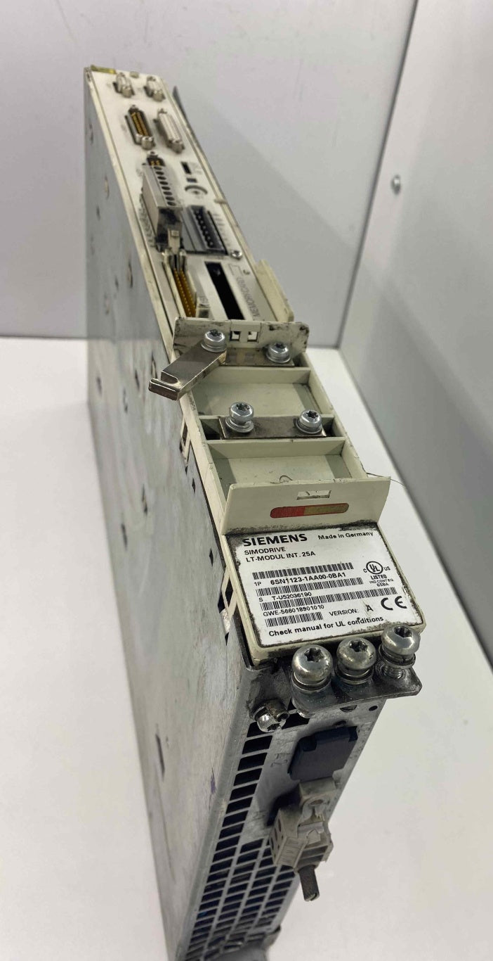 SIEMENS 6SN1123-1AA00-0BA1  SÜRÜCÜ