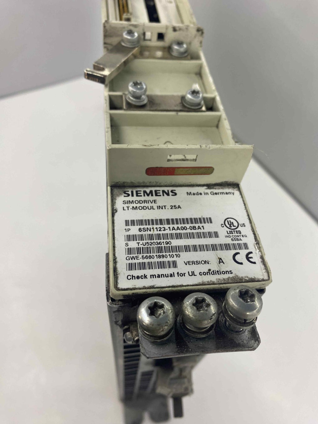 SIEMENS 6SN1123-1AA00-0BA1  SÜRÜCÜ