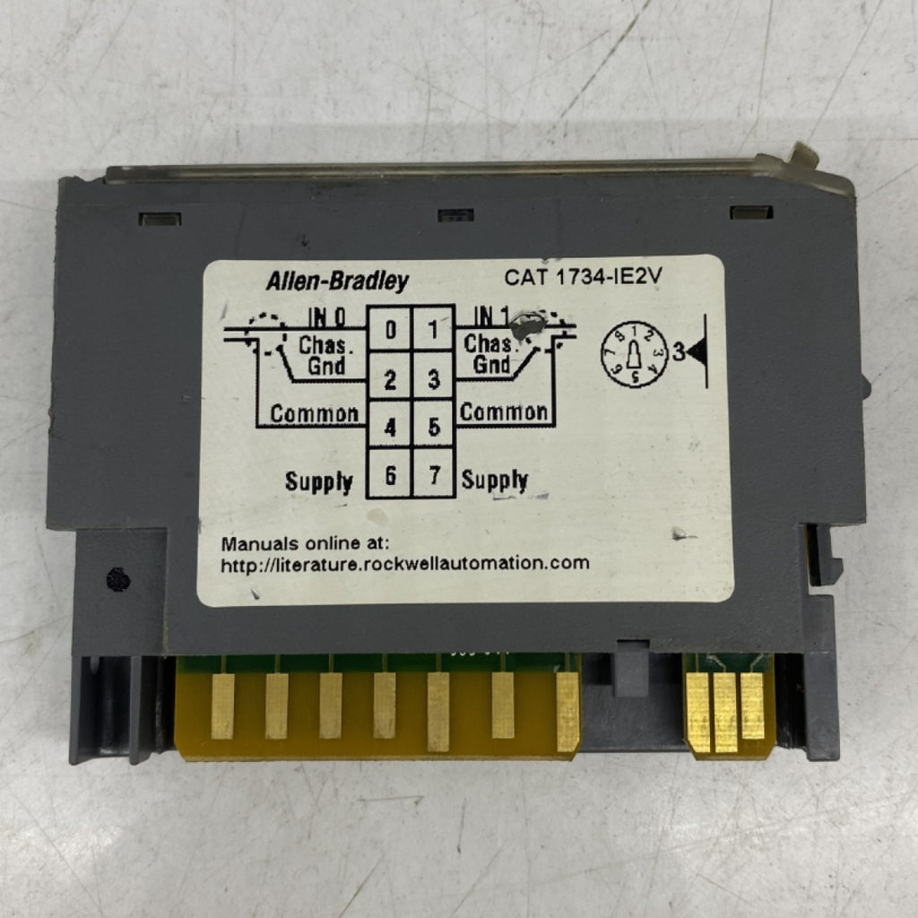 ALLEN BRADLEY 1734-IE2V  PLC