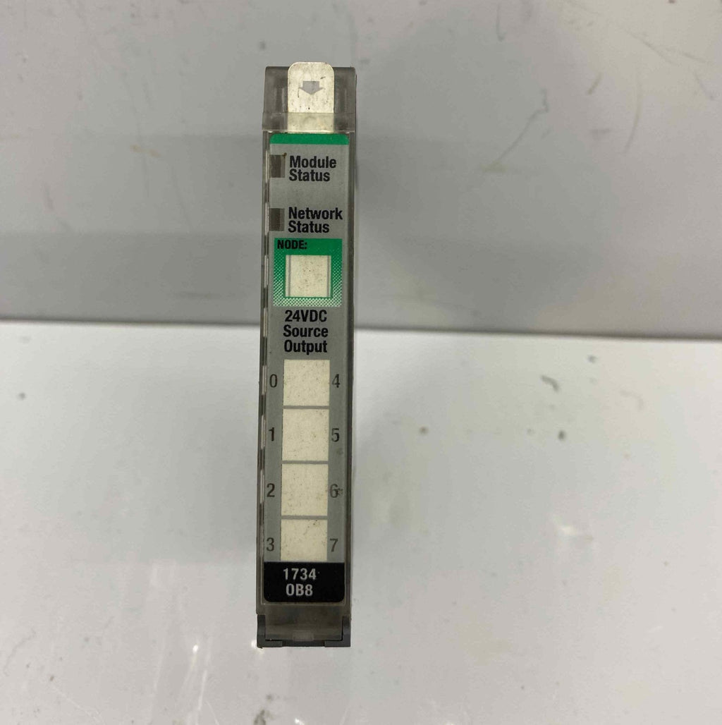 ALLEN BRADLEY 1734-OB8  PLC