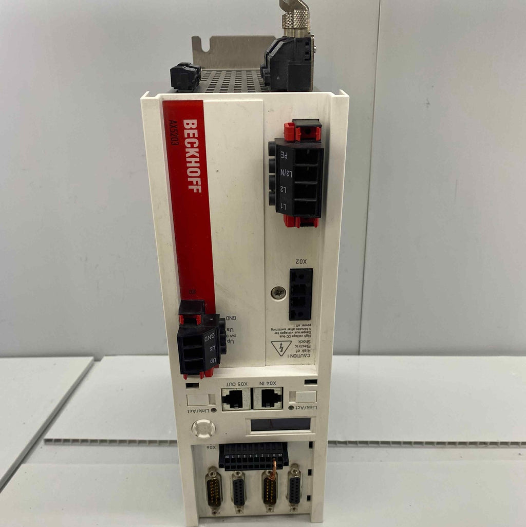 BECKHOFF AX5203-0000-0200    SERVO SÜRÜCÜ