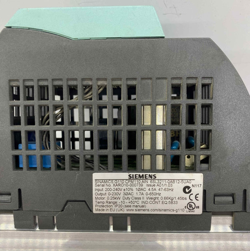 SIEMENS 6SL3 211-0AB12-5UA0 6SL3211-0AB12-5UA0 240V 0.25KW  SÜRÜCÜ