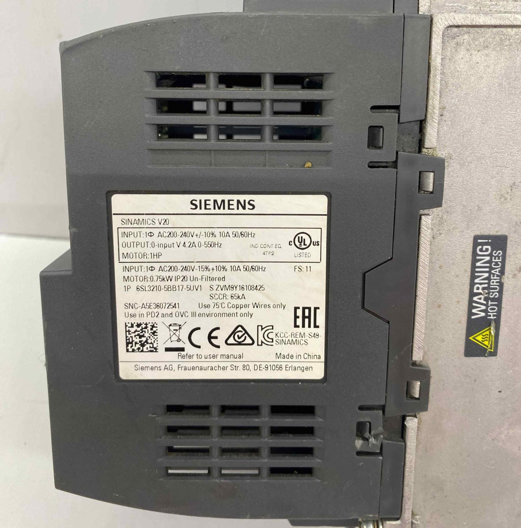 SIEMENS 6SL3 210-5BB17-5UV1 6SL3210-5BB17-5UV1 240V 0.75KW   SÜRÜCÜ