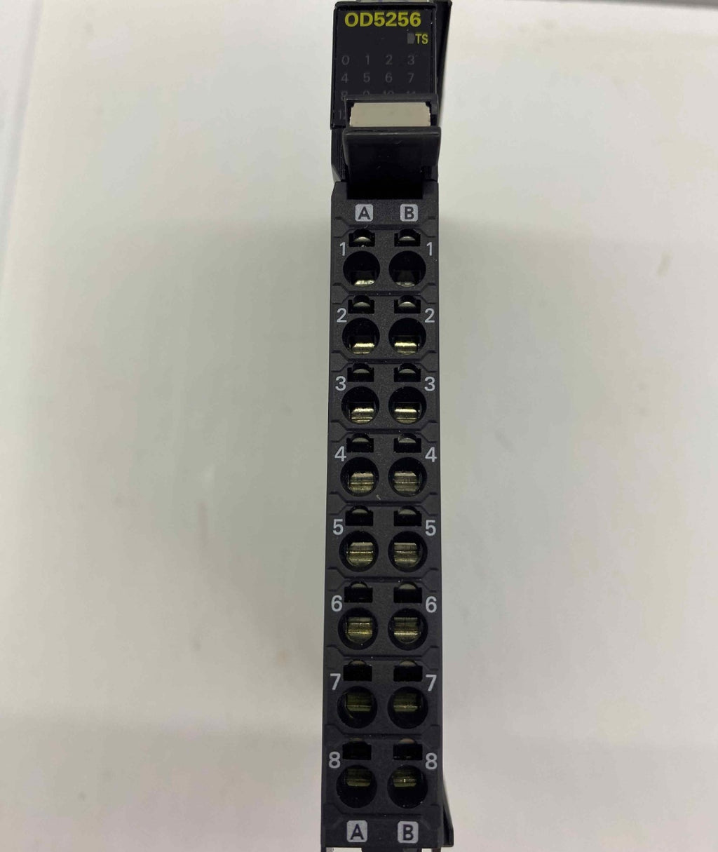 OMRON NX-OD5256  DIGITAL OUTPUT UNIT PLC MODUL