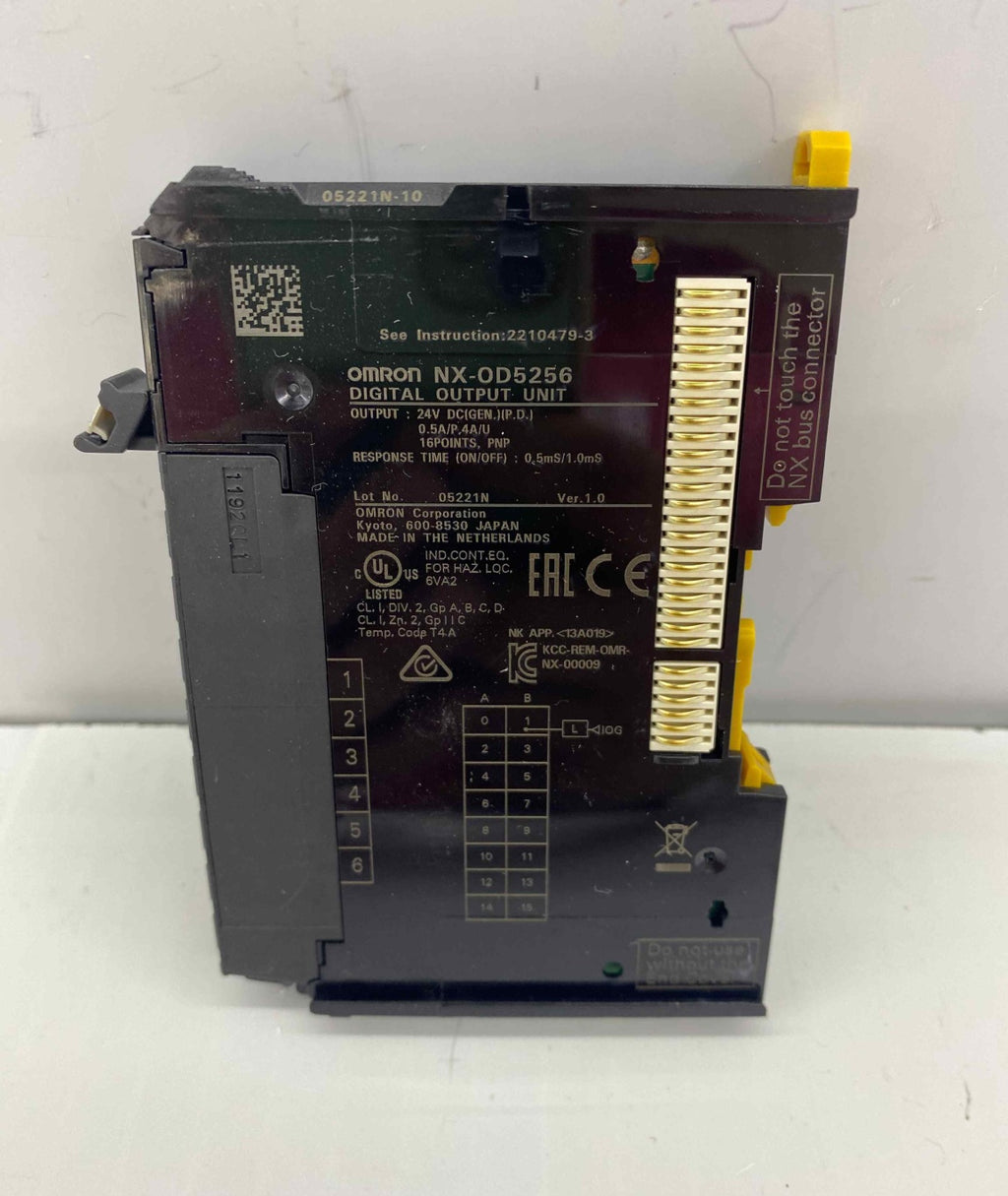 OMRON NX-OD5256  DIGITAL OUTPUT UNIT PLC MODUL