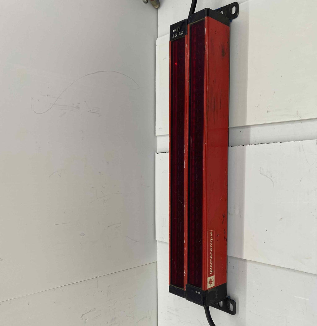 SCHNEIDER XUS-LTR5A0350R  SENSÖR