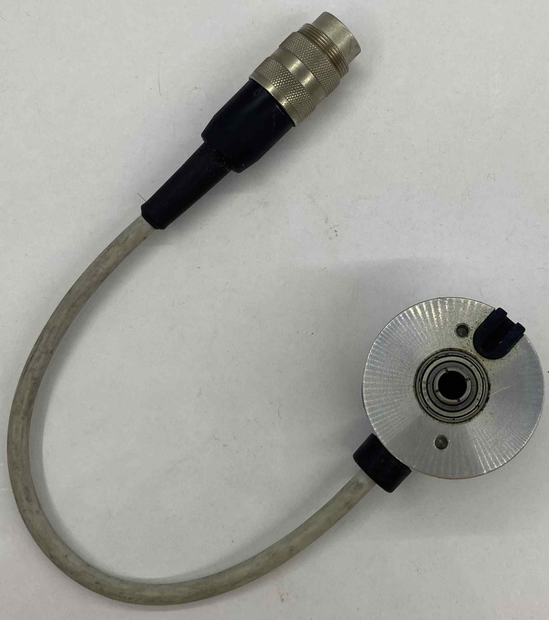 BAUMER BHK 16.24K500-B6-5  ENCODER