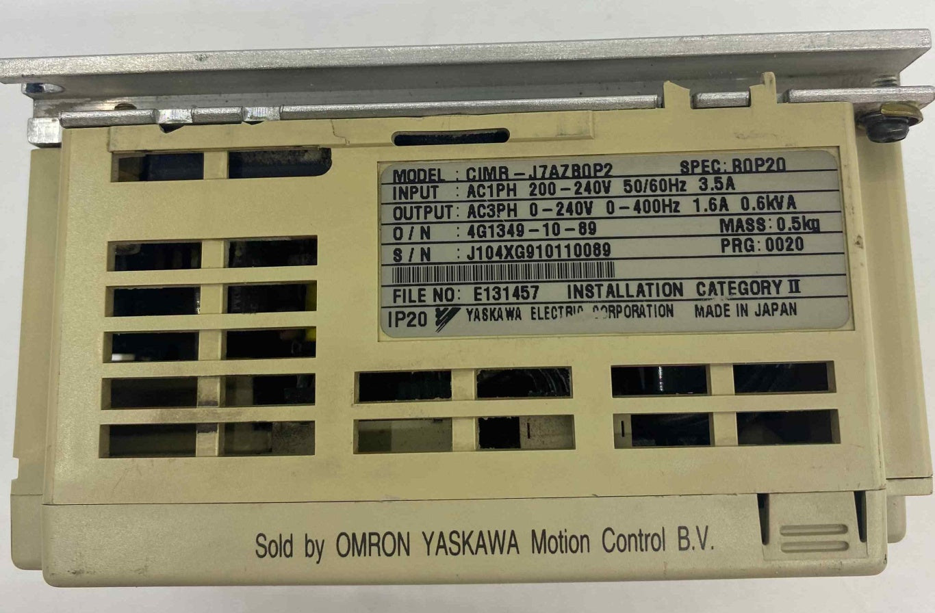 OMRON CIMR-J7AZB0P2  240V 0.55KW  SÜRÜCÜ