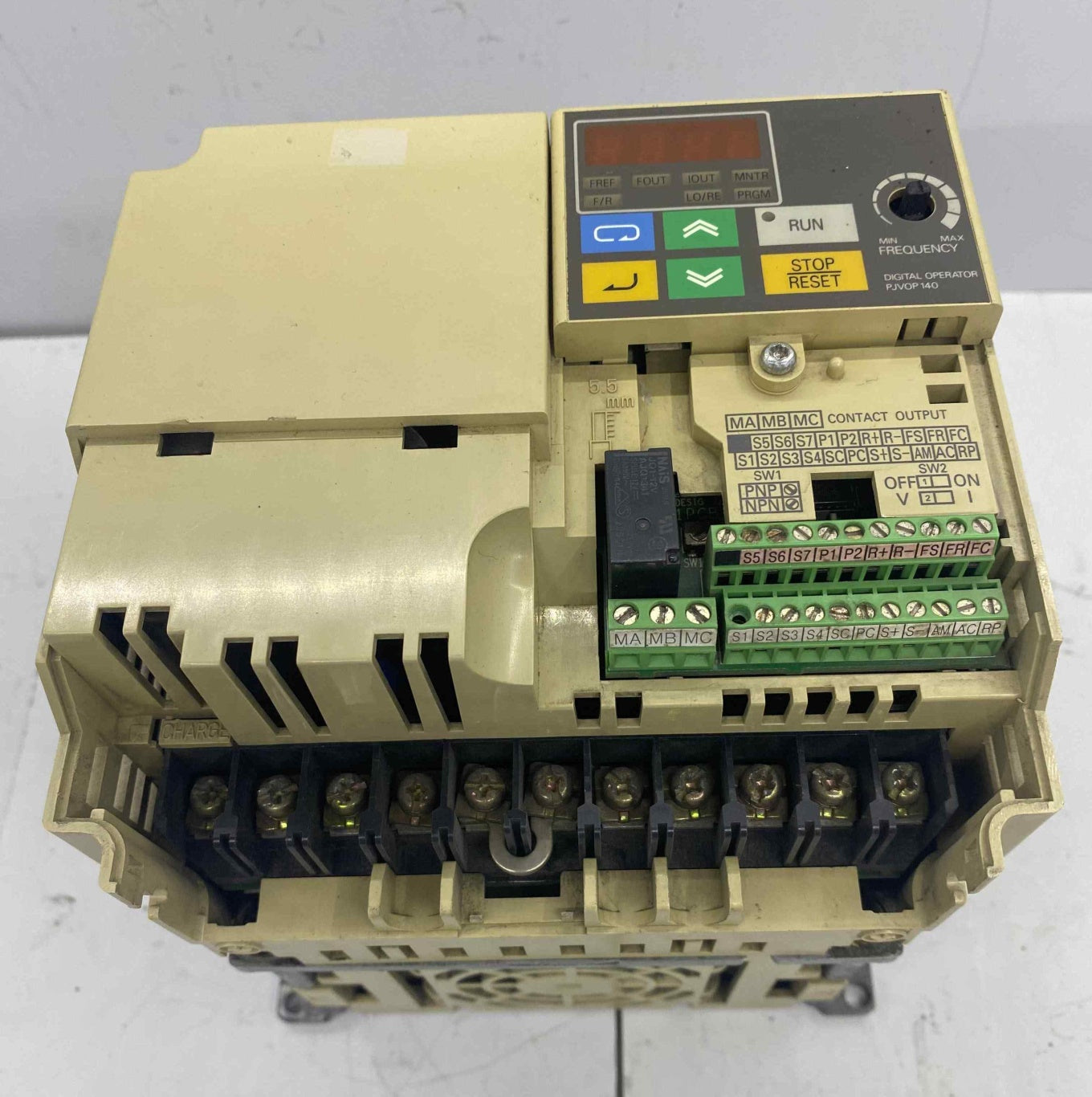 OMRON INVERTER 3G3MV-A4040  380V 4.0KW  SÜRÜCÜ