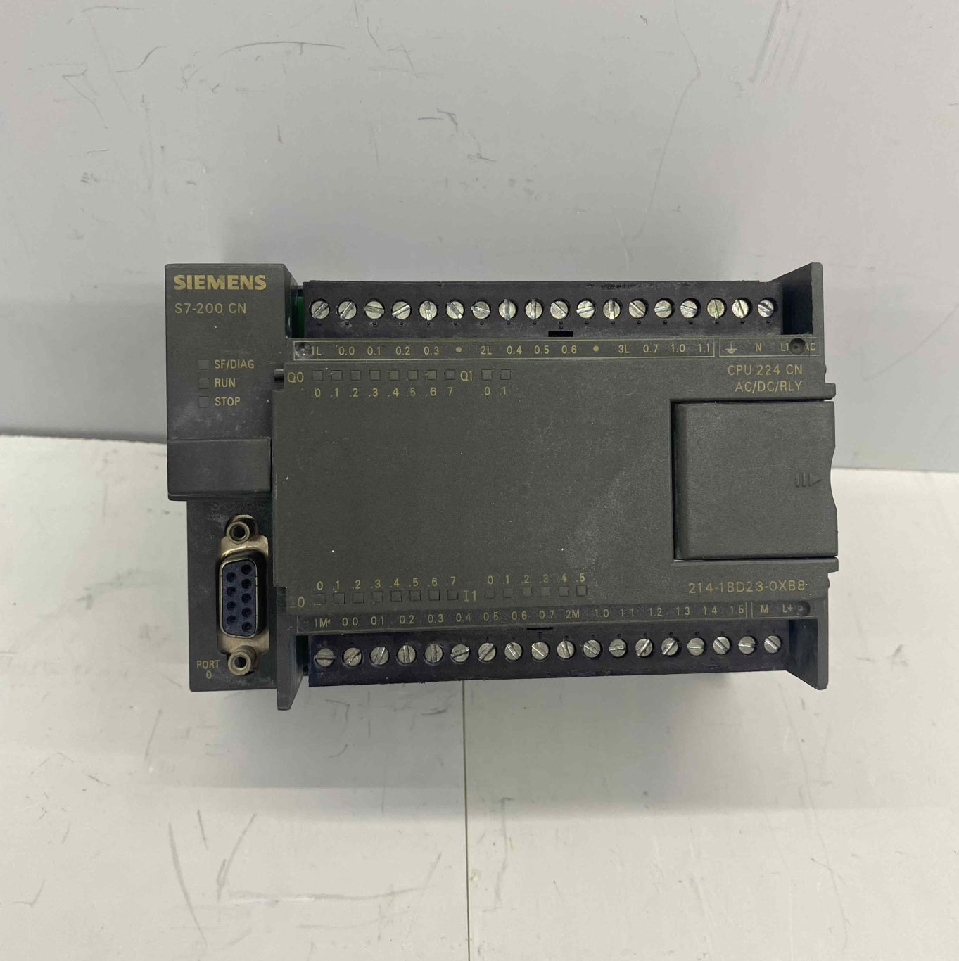 SIEMENS 6ES7 214-1BD23-0XB8 6ES7 214-1BD23-0XB8  PLC MODUL