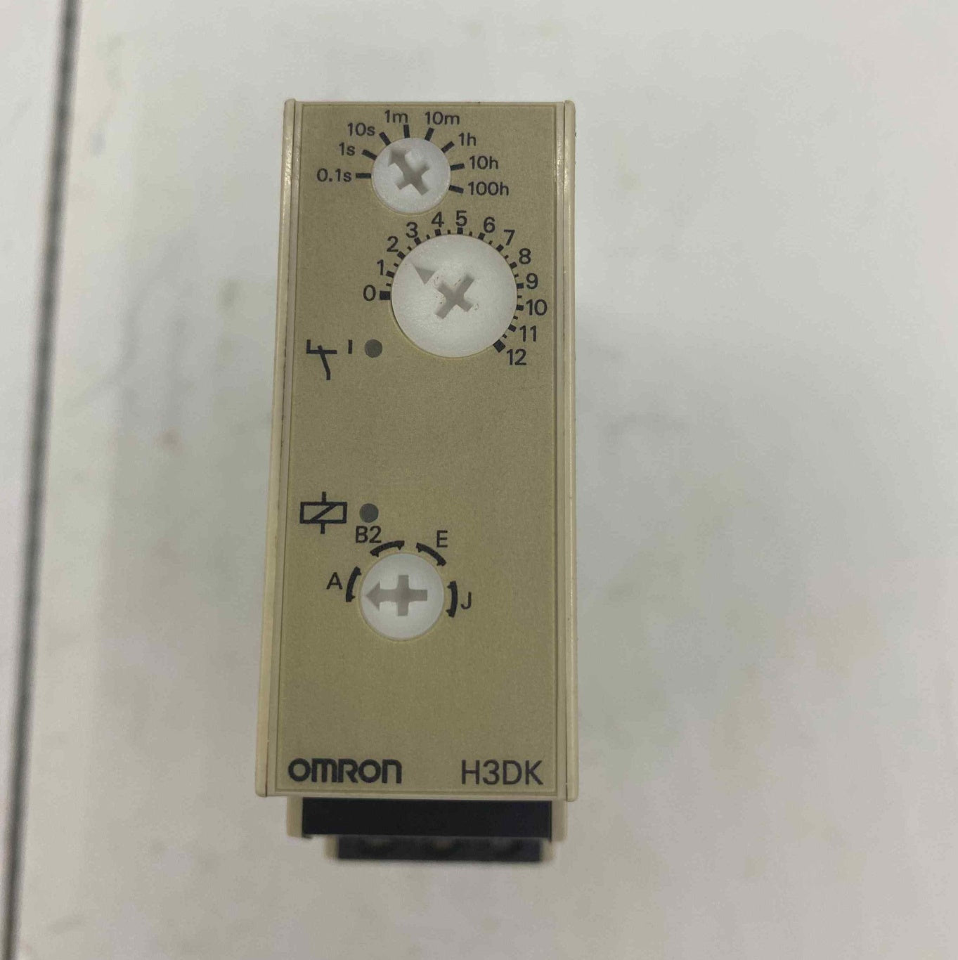 OMRON H3DK-S1  ZAMAN RÖLESİ