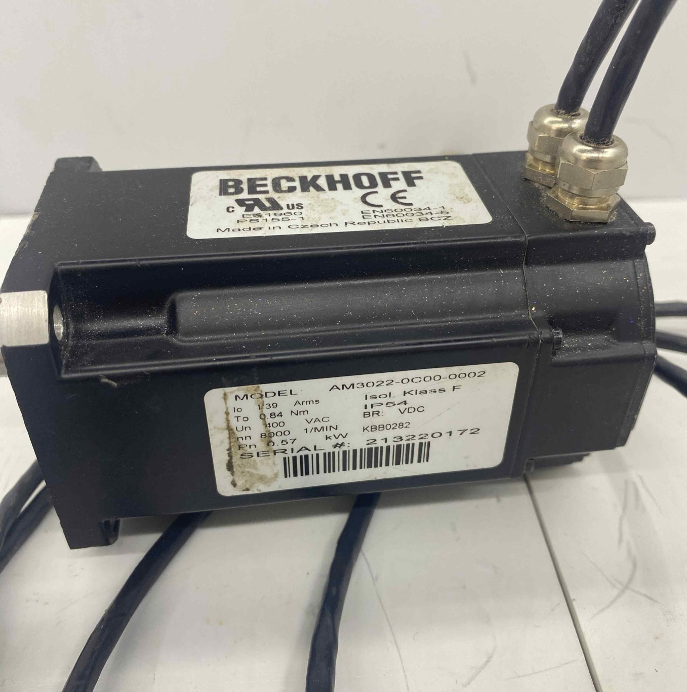 BECKHOFF AM3022-0C00-0002 0.57 KW SERVO MOTOR