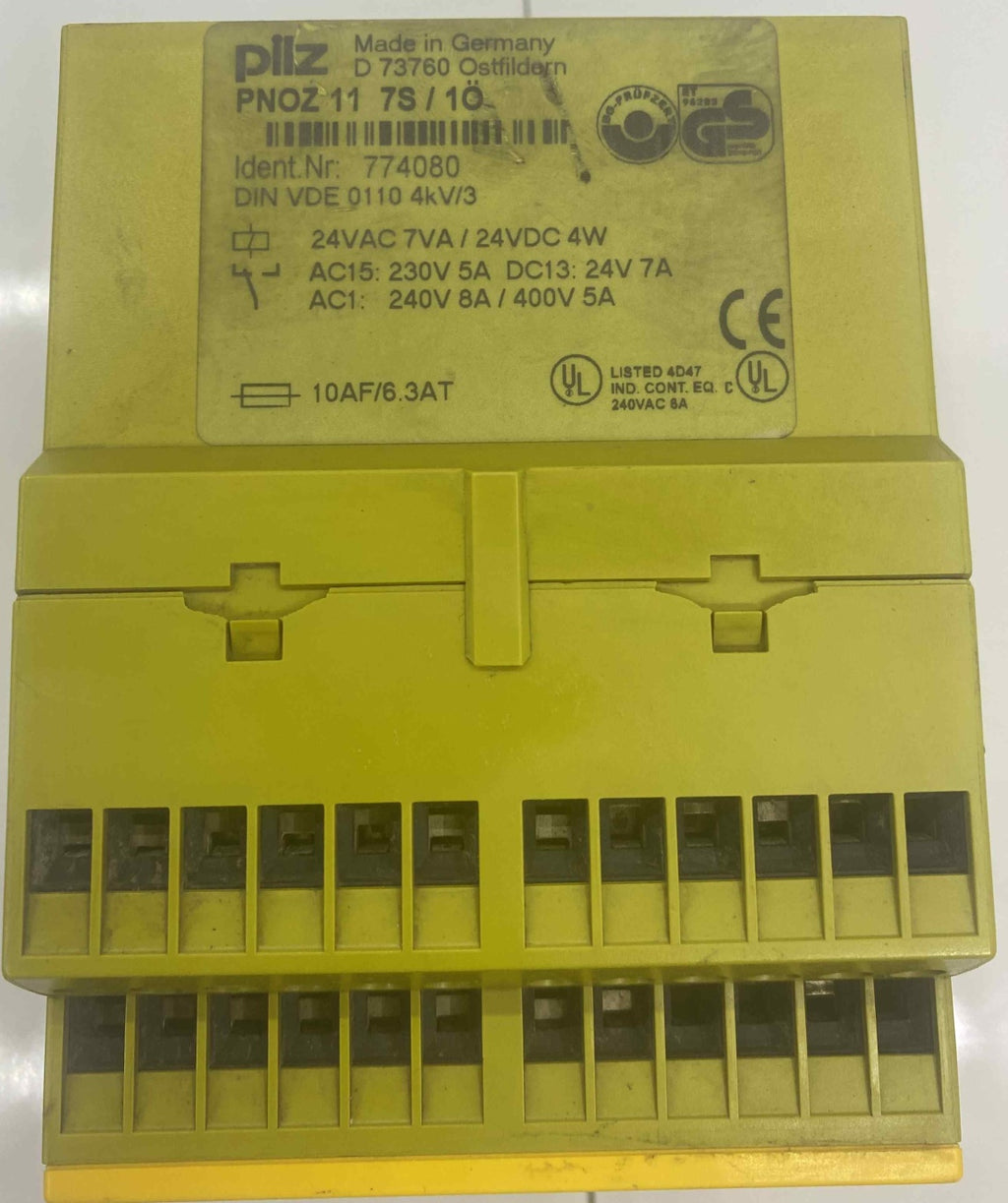 PILZ PNOZ 11 7S/1Ö 774080 EMNİYET RÖLESİ