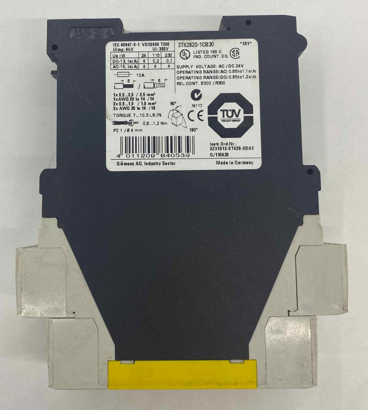 SIEMENS 3TK2820-1CB30  EMNİYET RÖLESİ