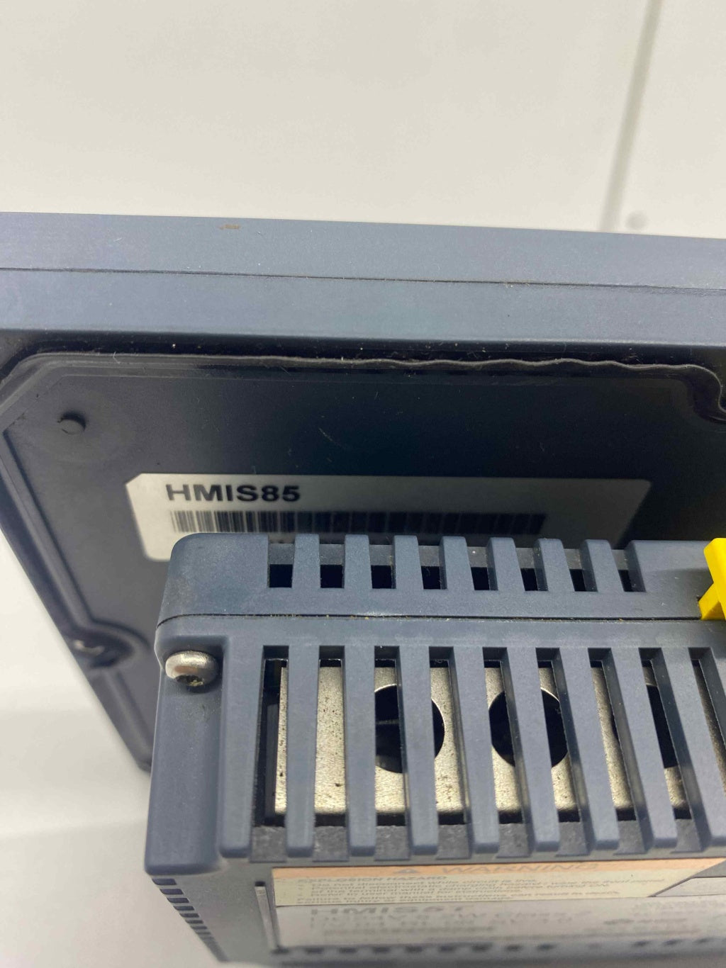 SCHNEIDER HMIS5T IEC 61131-2 PANEL EKRAN