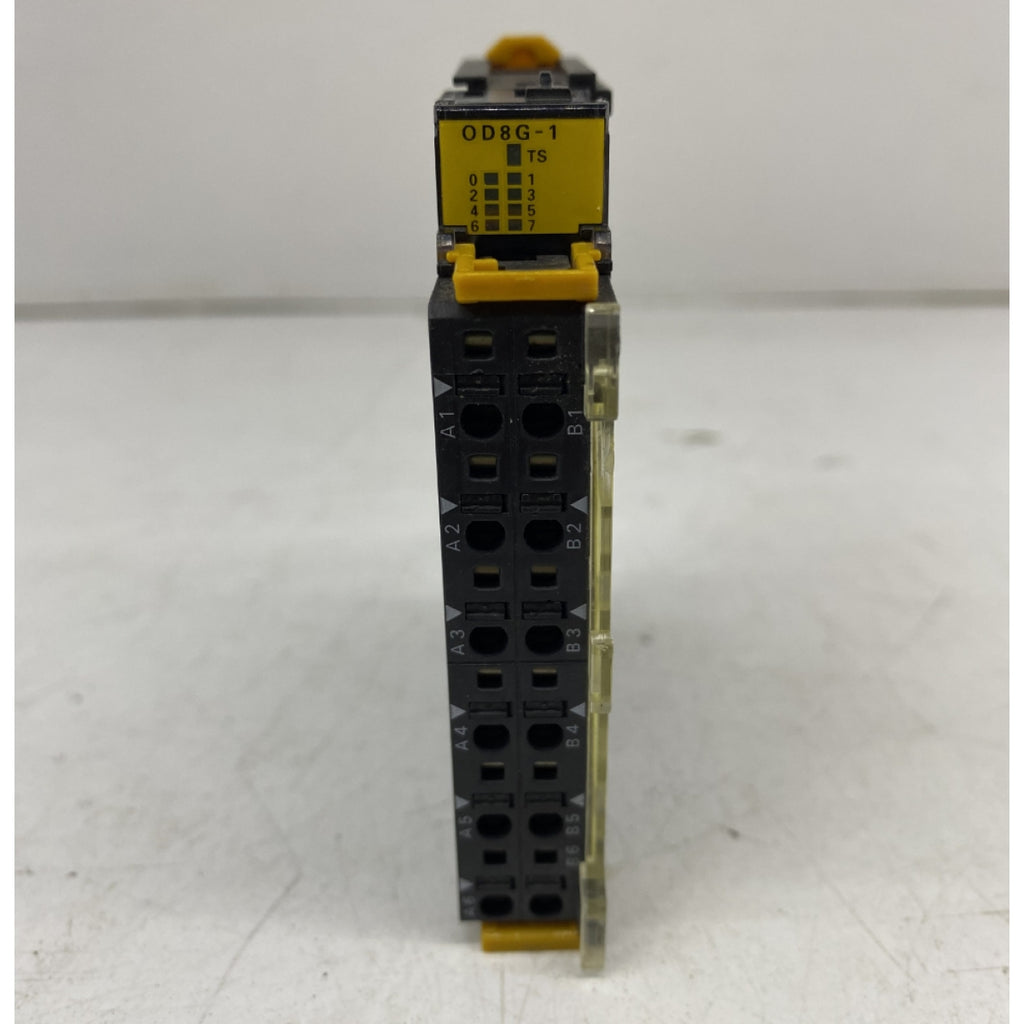 OMRON GRT1-OD8G-1 PLC MODULE