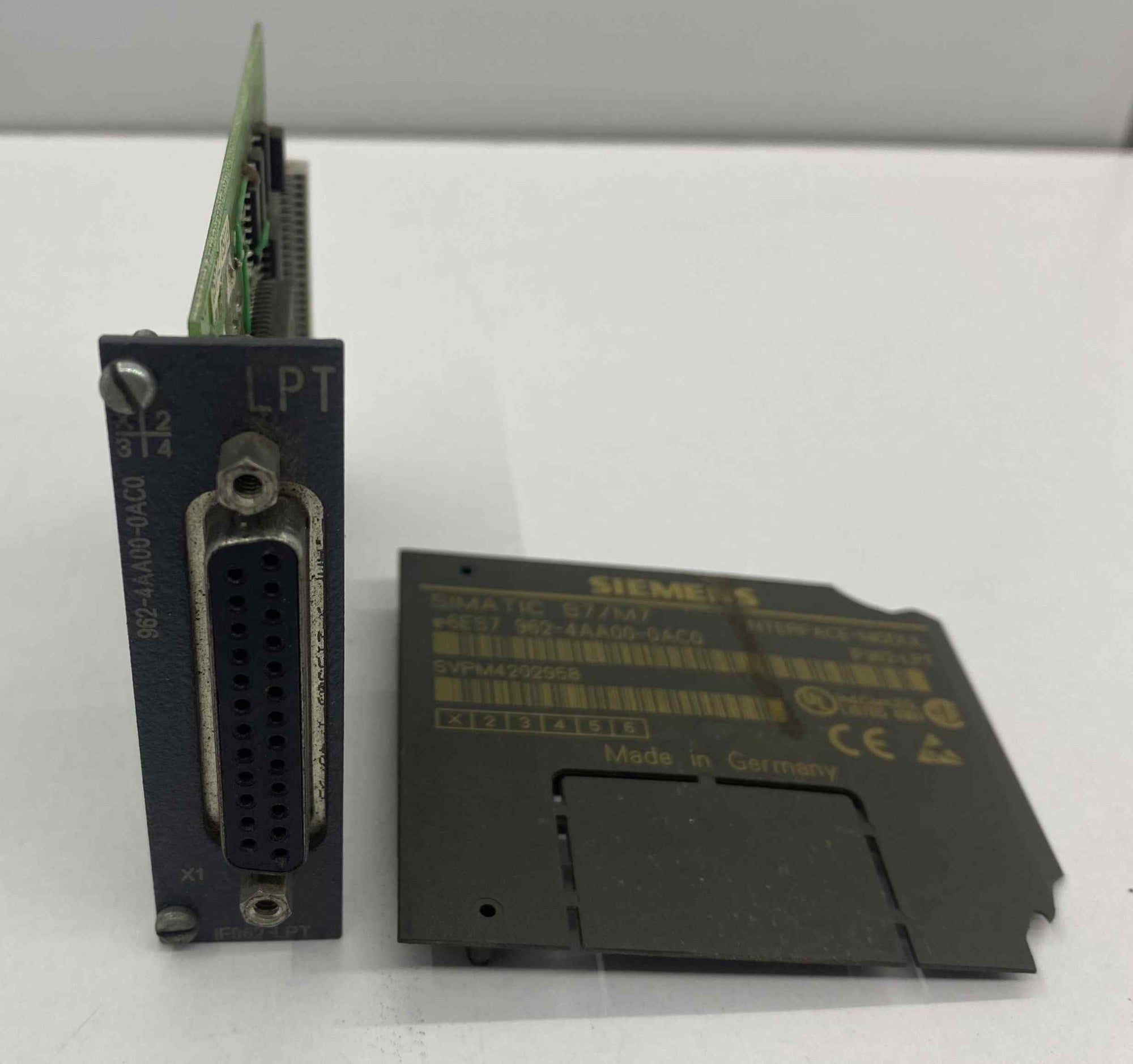 SIEMENS 6ES7 962-4AA00-0AC0 6ES7962-4AA00-0AC0  PLC MODUL