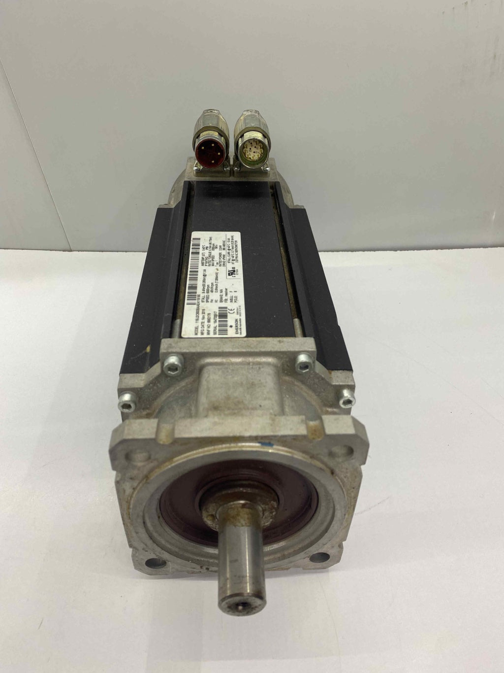 EMERSON 115U2C600BAAEA115190 3.2KW 480V  SERVO MOTOR