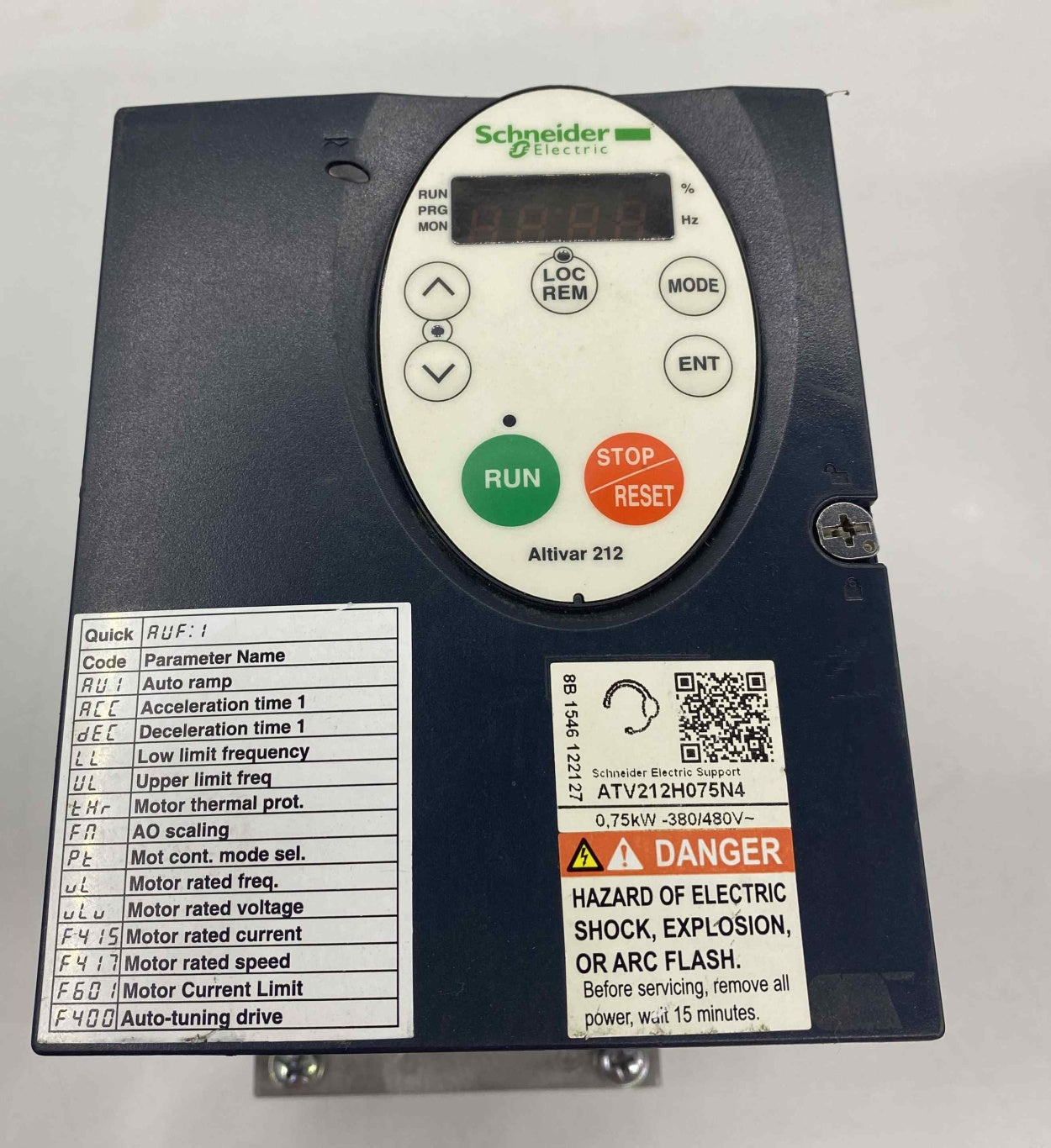SCHNEIDER ATV212H075N4  380V 0.75KW  SÜRÜCÜ