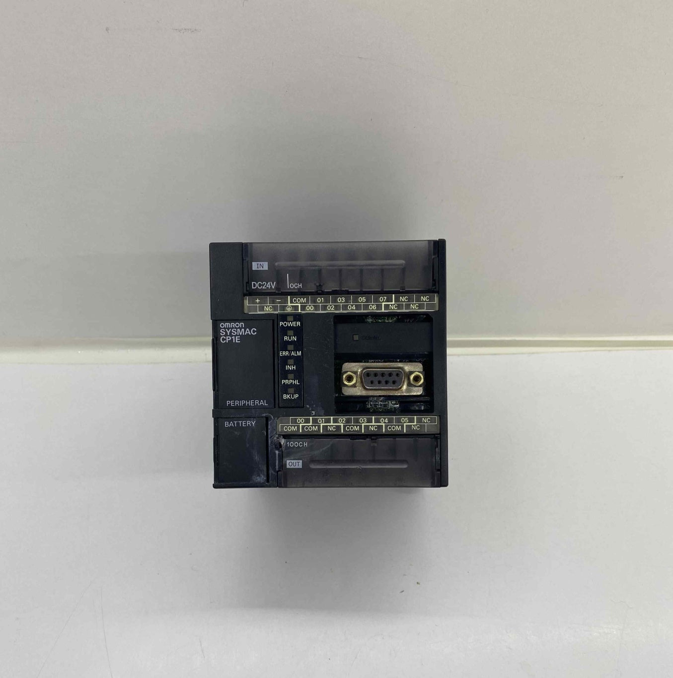 OMRON CP1E-N14DR-D PLC