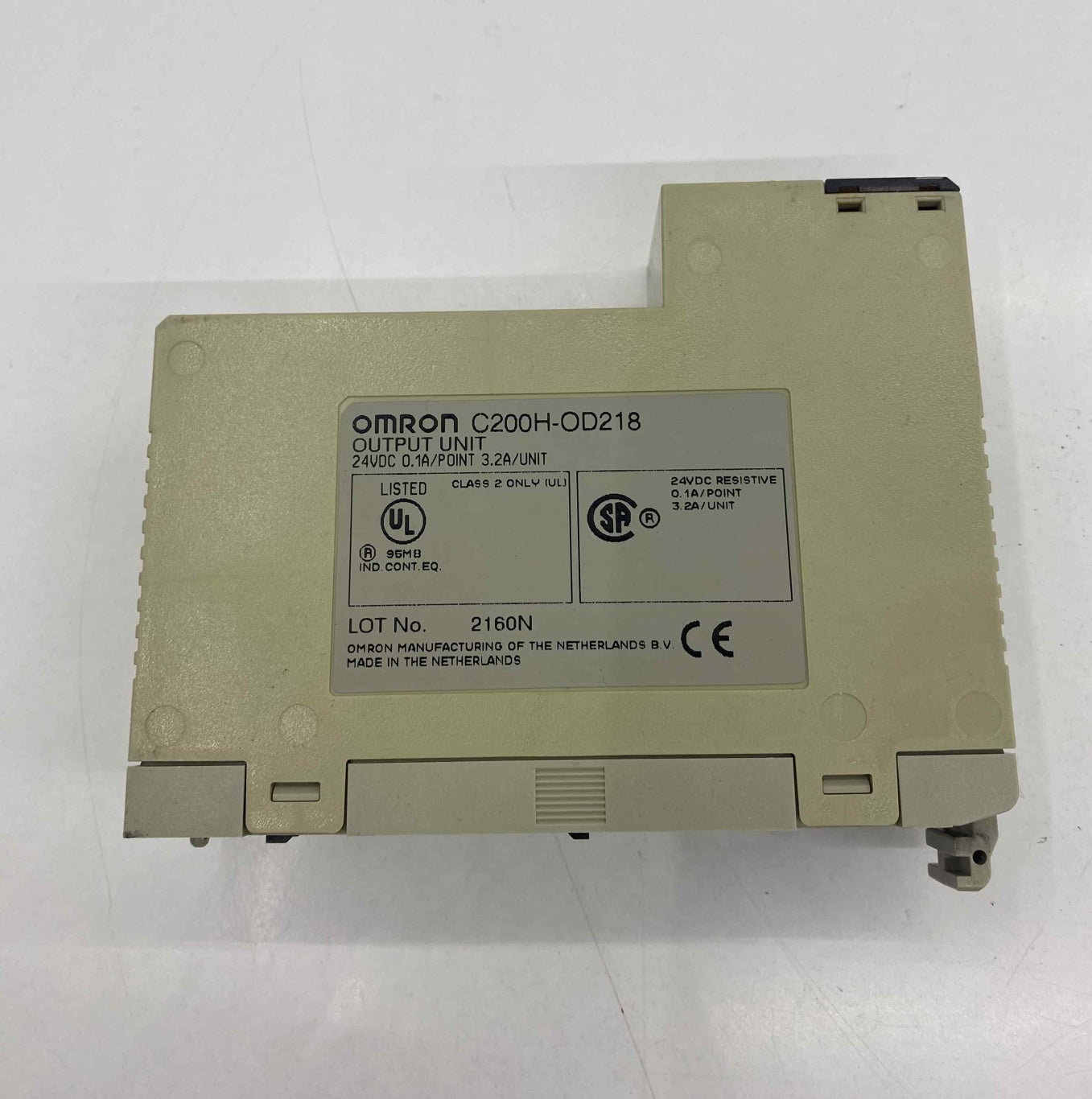OMRON C200H-OD218 PLC