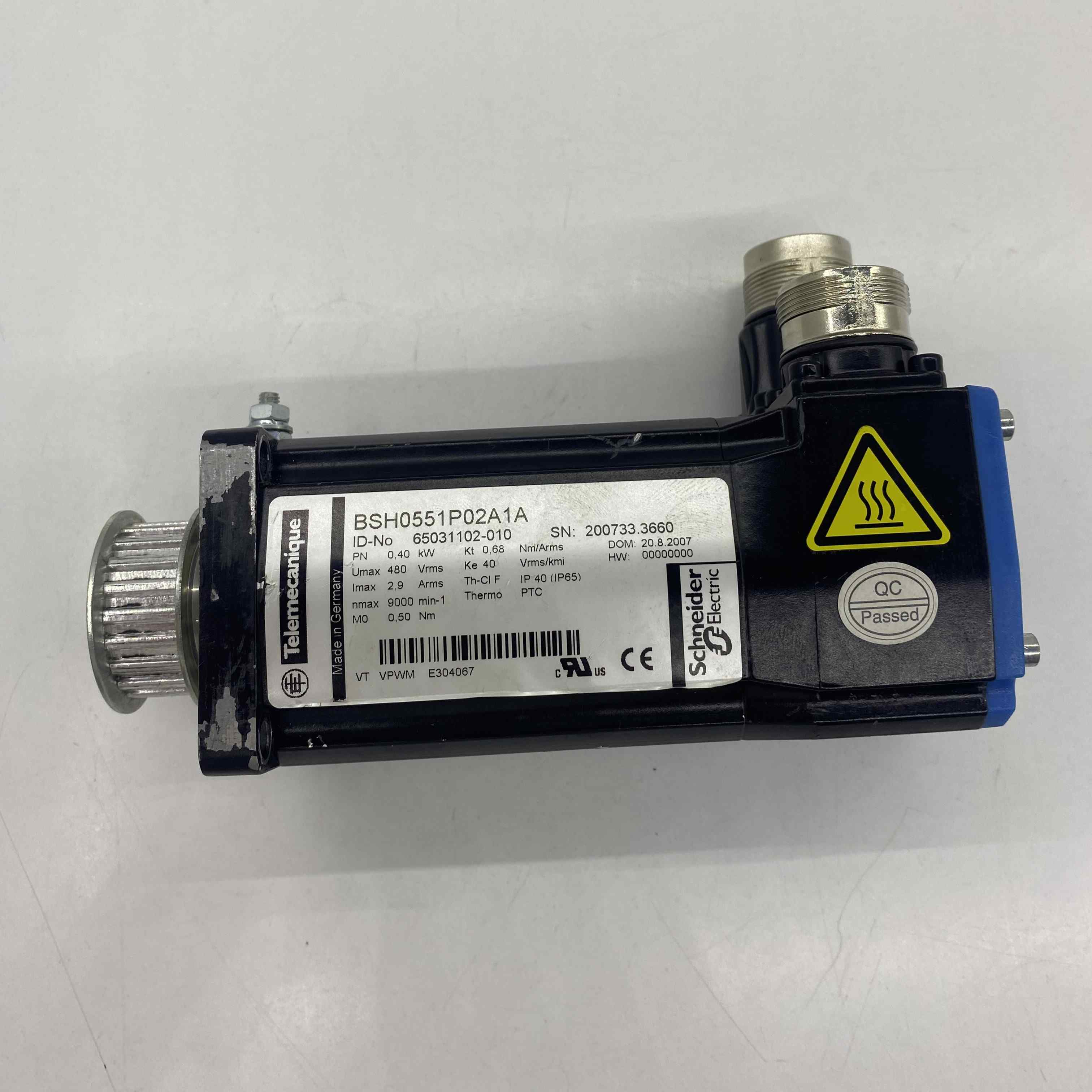 TELEMECANIQUE BSH0551P02A1A SERVO MOTOR