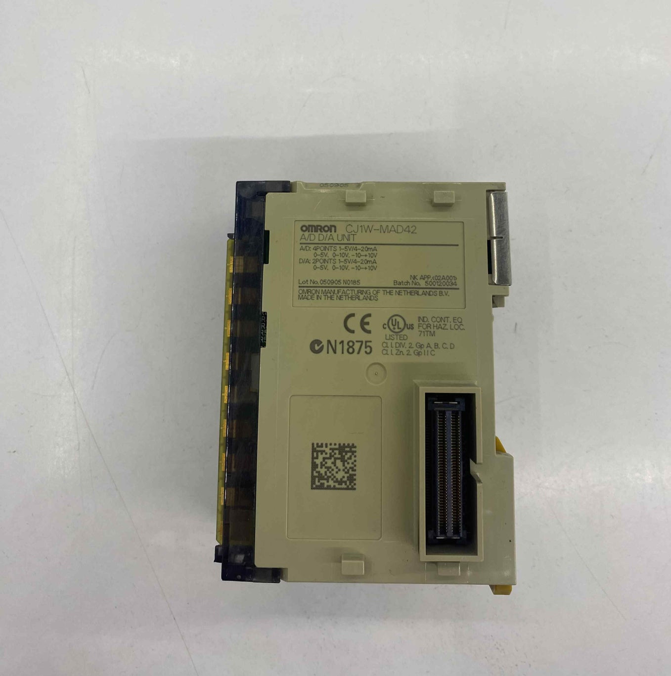 OMRON CJ1W-MAD42 PLC