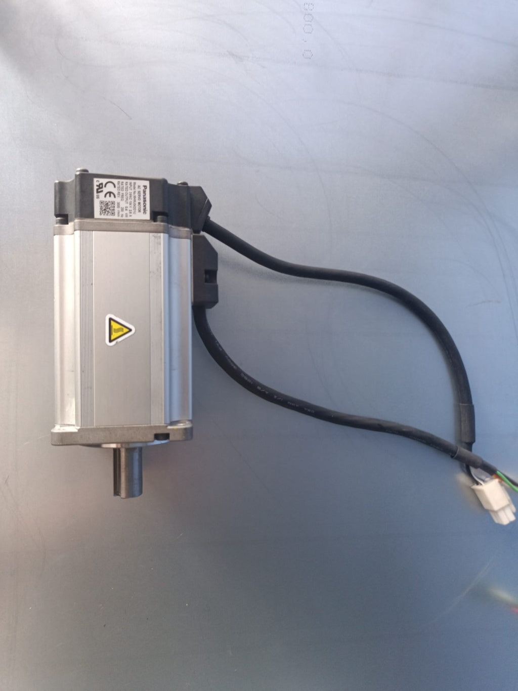 PANASONIC MHMJ042G1U SERVO MOTOR