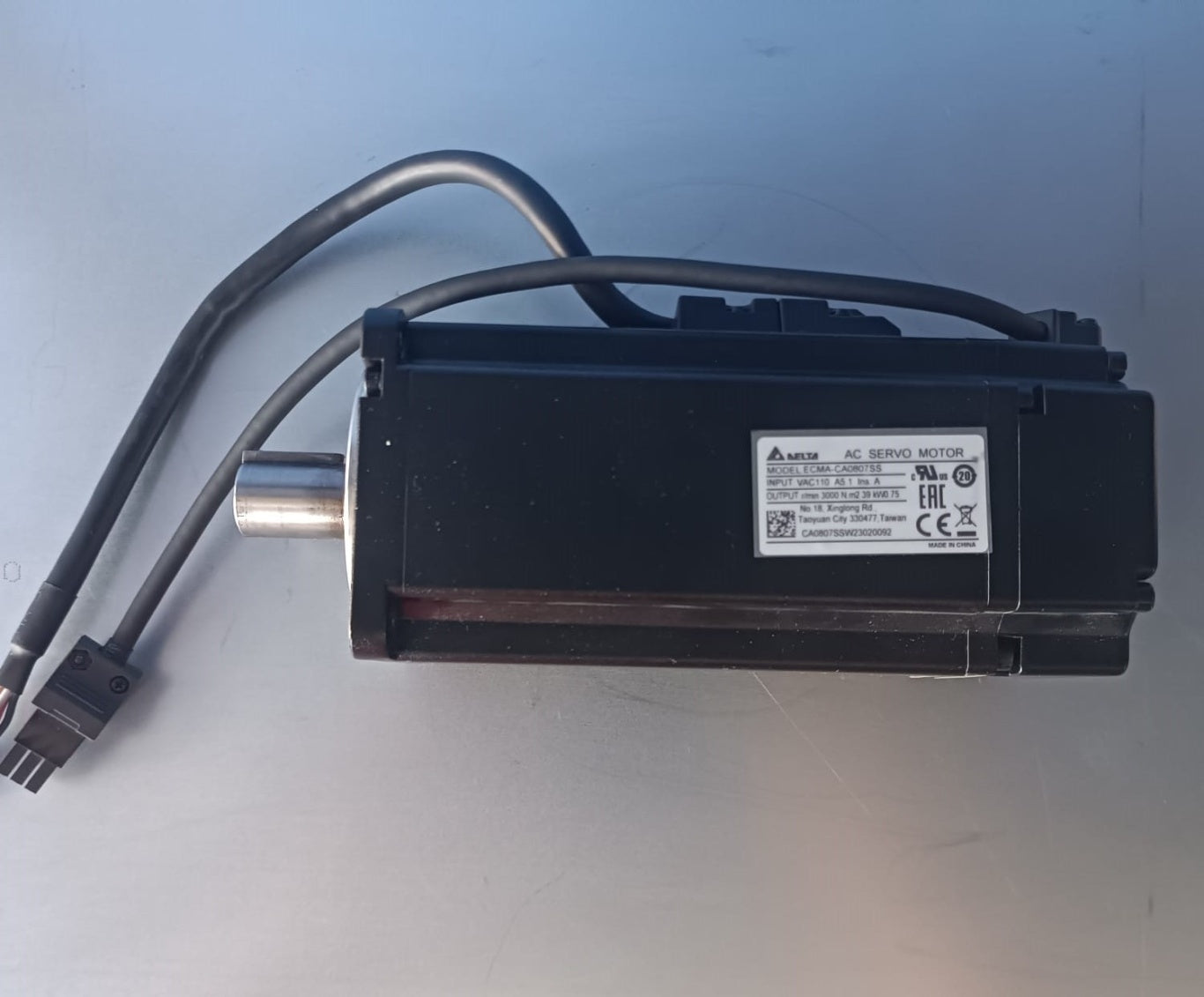 DELTA ECMA-CA0807SS SERVO MOTOR