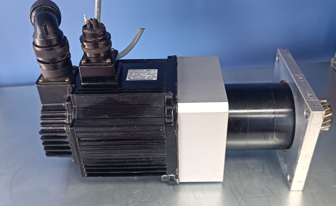 YASKAWA SGMGH-09DCA6F-OY SERVO MOTOR