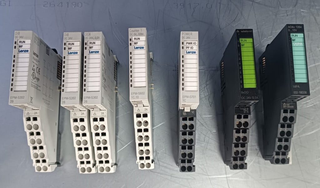 LENZE EPM-S602.1C.10 PLC