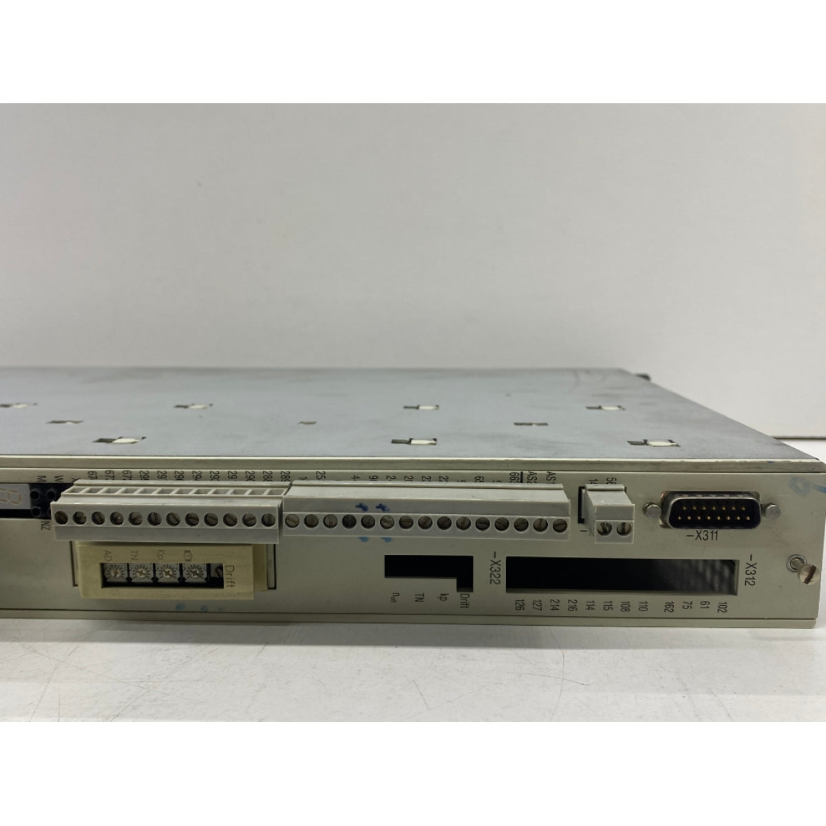 SIEMENS 6SN1130-1AA11-0AA0 SERVOANTRIEB