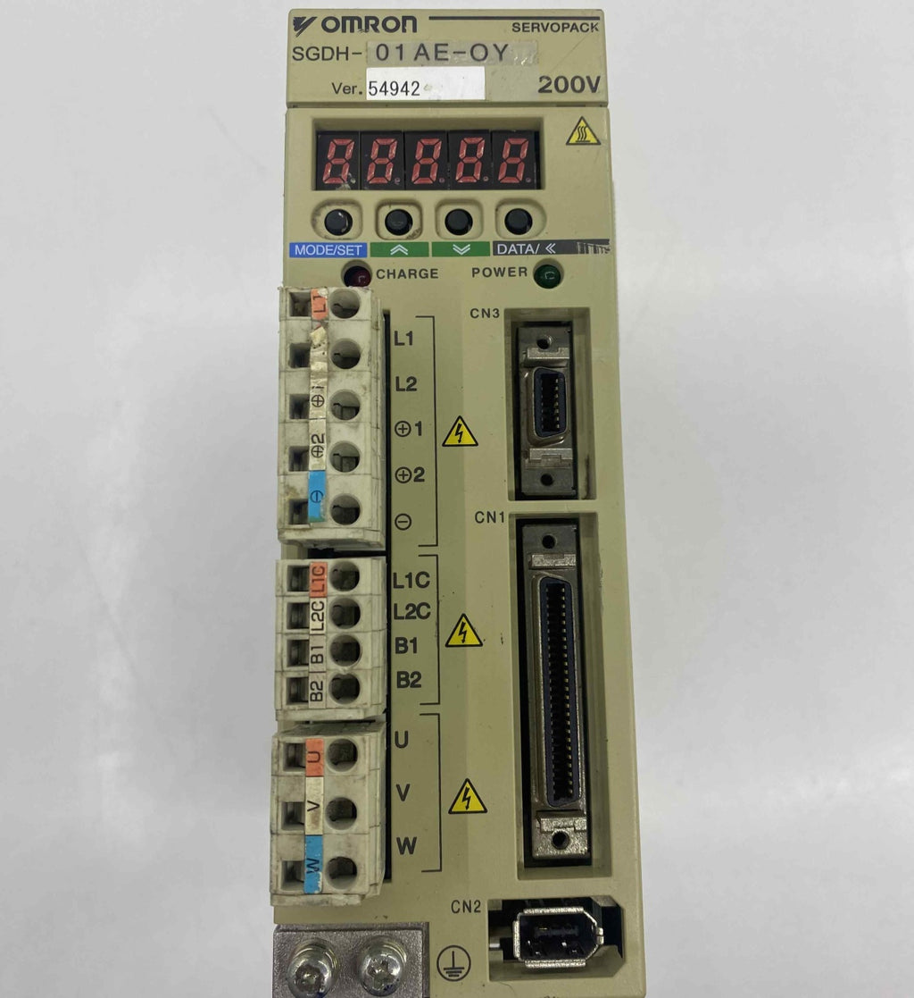 YASKAWA SGDH-01AE-OY SERVO SÜRÜCÜ