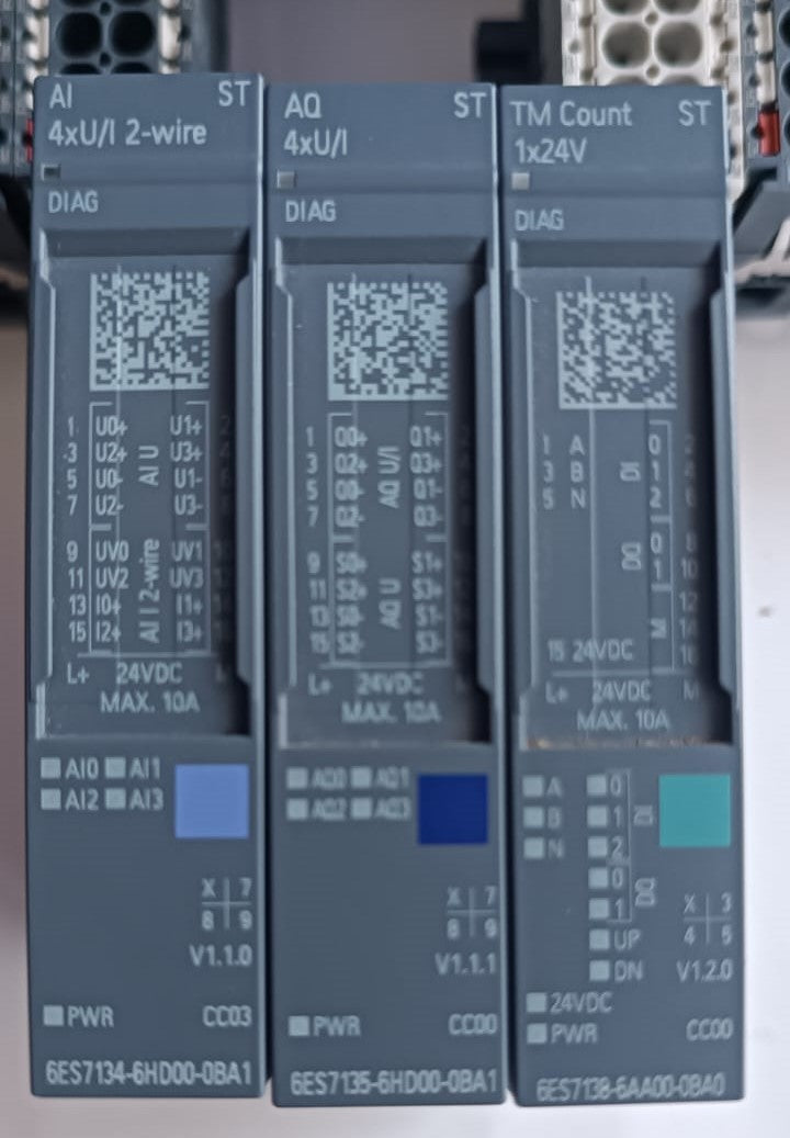 SIEMENS 6ES7 134-6HD00-0BA1 PLC