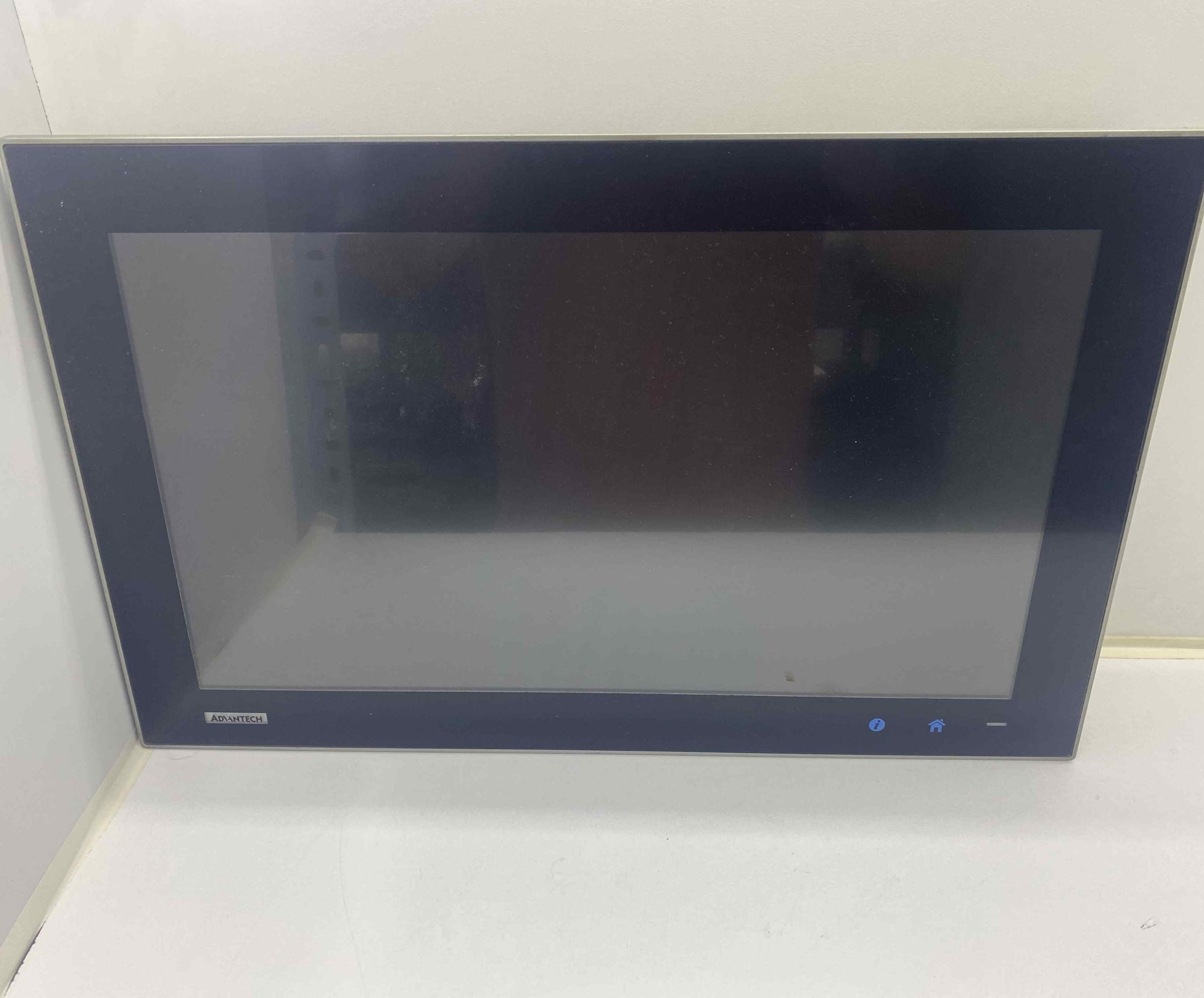 ADVANTECH TPC-1840WP-T3AE EKRAN