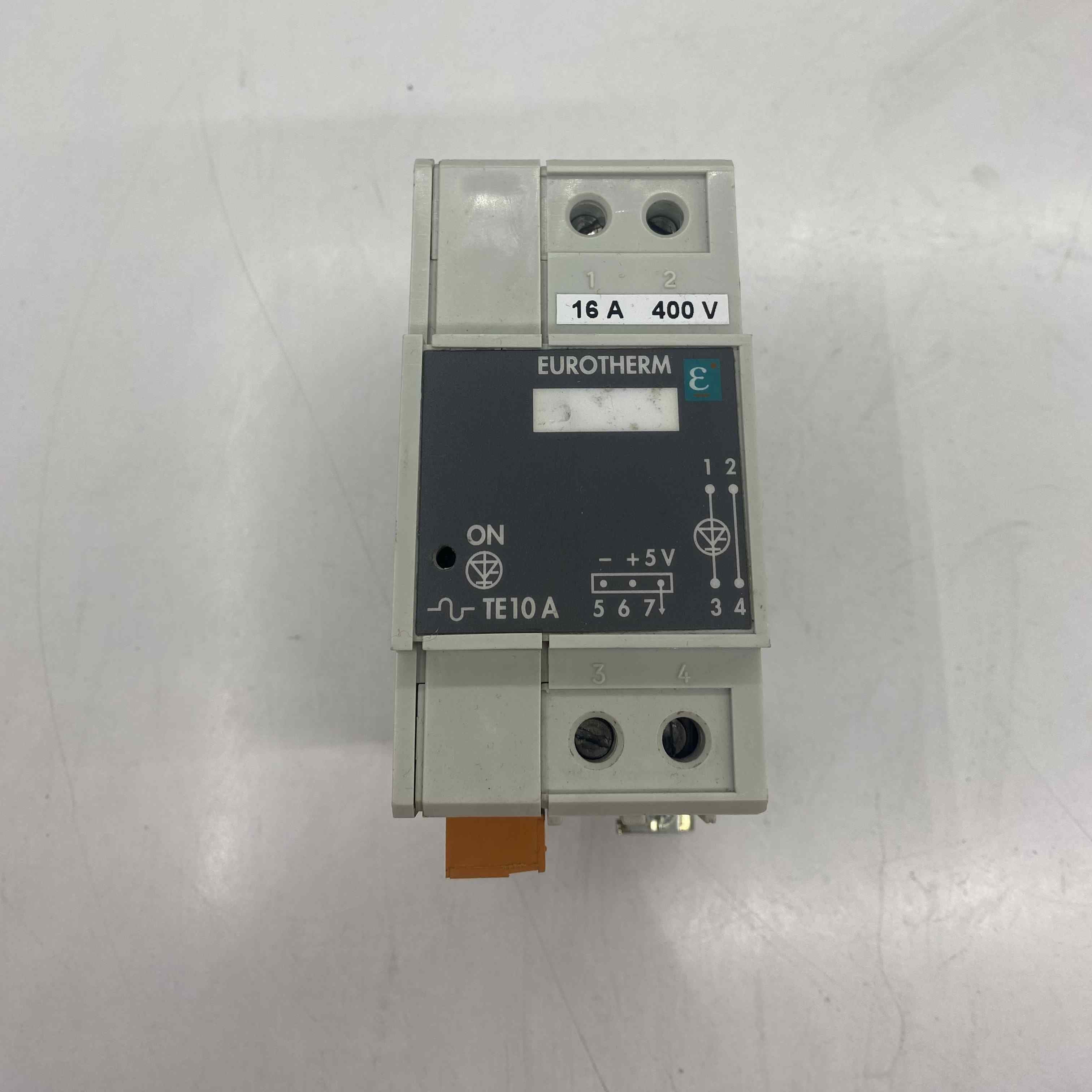 EUROTHERM TE10A/16A/400V/0V10/ENG//NOFUSE/-// 00 SICAKLIK KONTROL