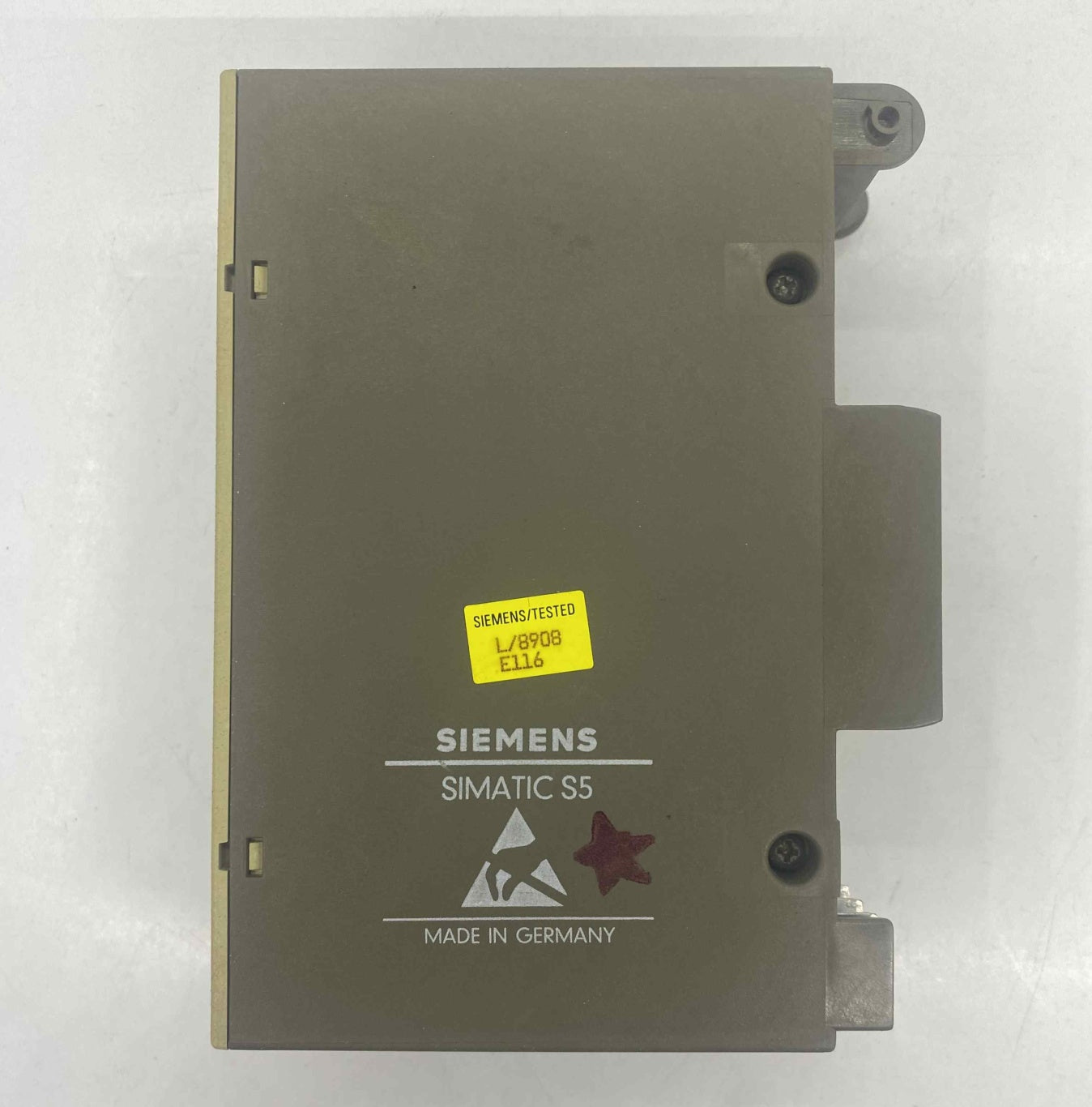 SIEMENS 6ES5 440-8MA21 PLC
