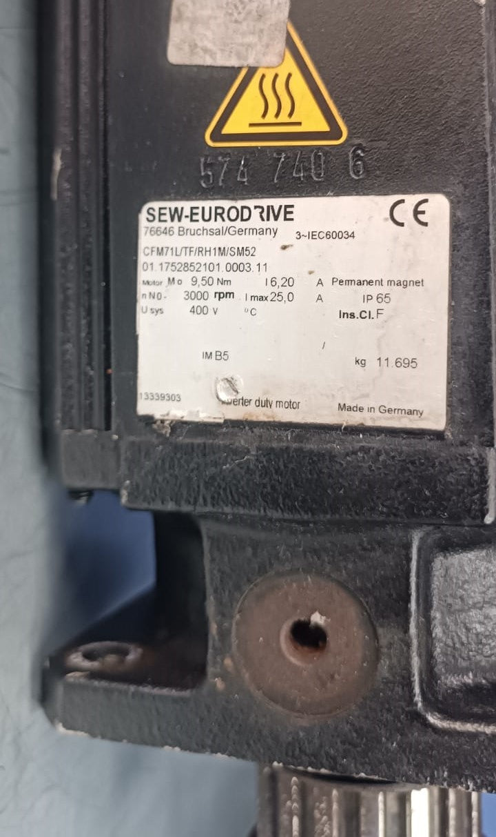 SEW CFM71L/TF/RH1M/SM52 SERVO MOTOR