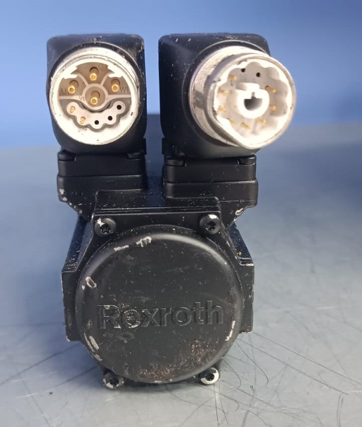 INDRAMAT MSK030C-0900-NN-M1-UG0-NNNN SERVO MOTOR