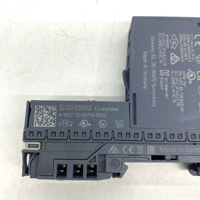 SIEMENS 6ES7 135-6HD00-0BA1 PLC