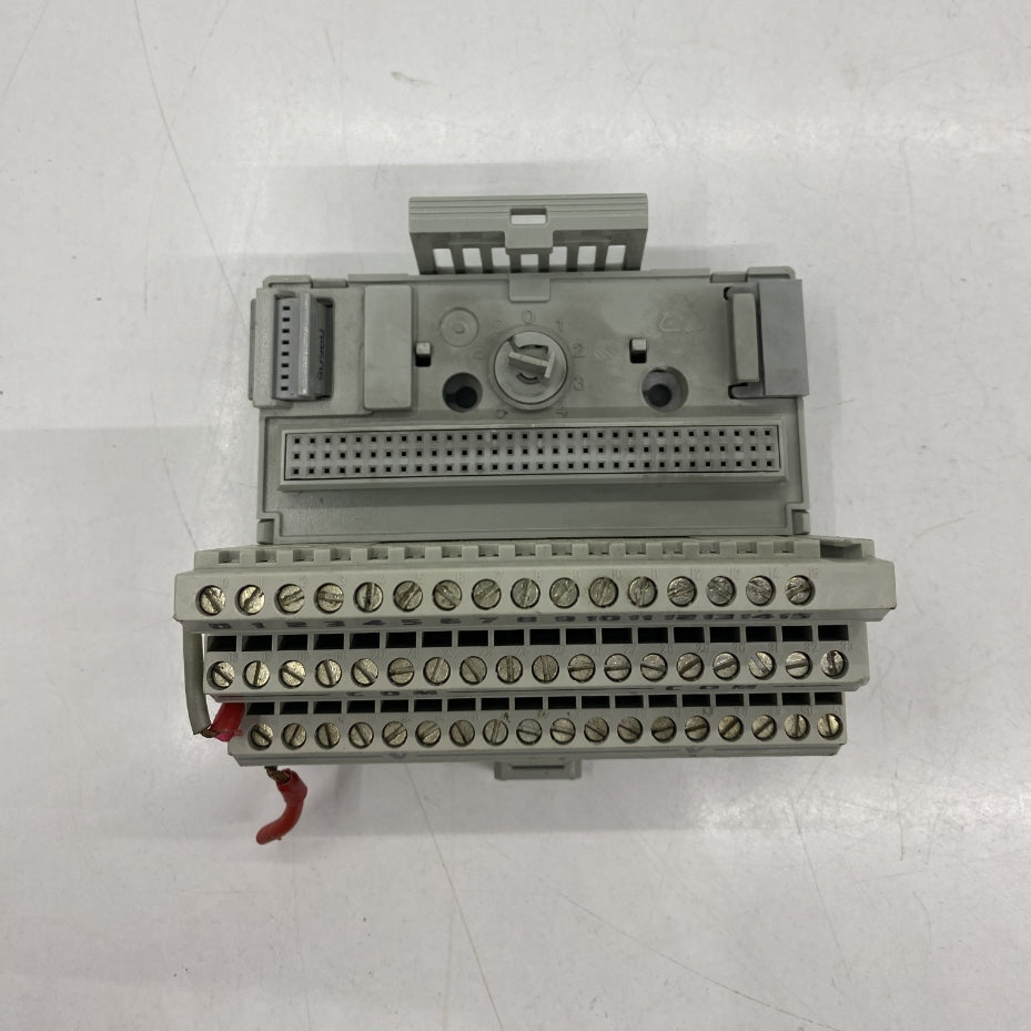 ALLEN BRADLEY 1794-TB3 PLC TERMİNAL BLOĞU
