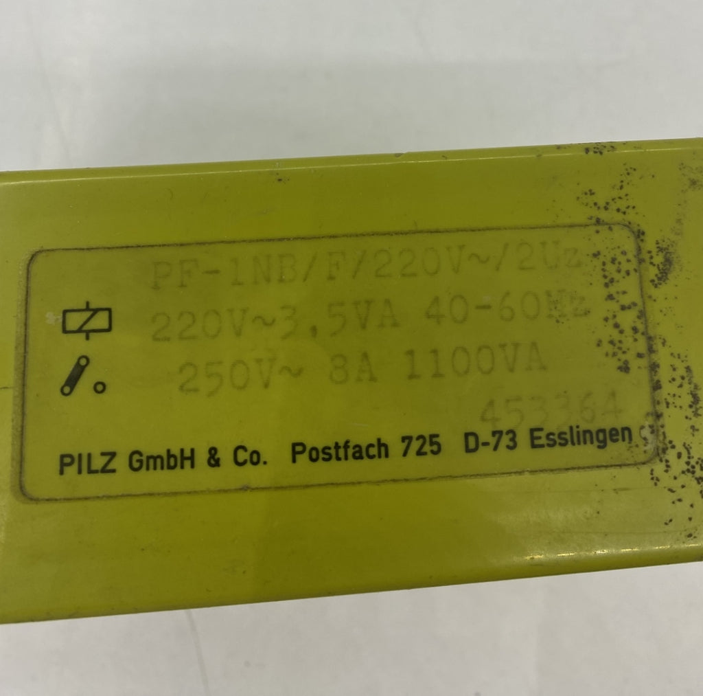 PILZ PF-1NB/F/220V-/2UZ 220V-3 RÖLE